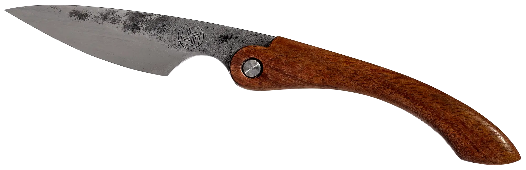 couteau pliant ouvert en bois naturel avec une lame ventru